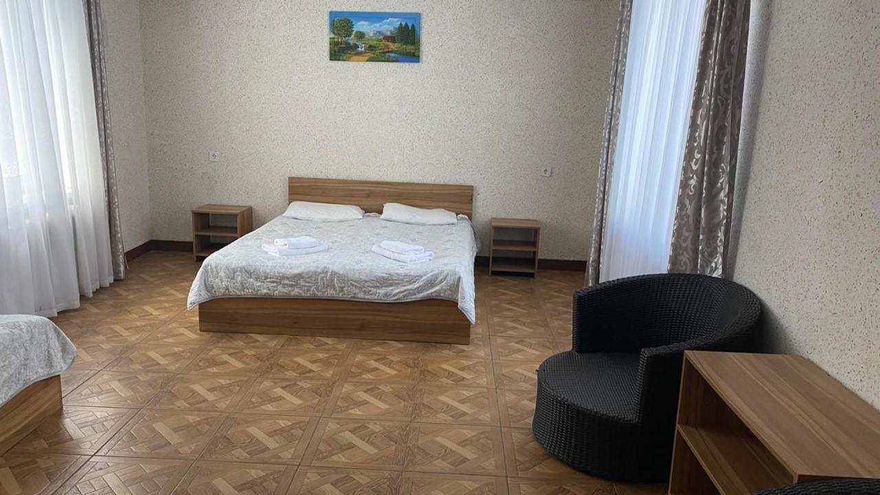 Zelenyi Kampus Hotel Odesa Exterior photo